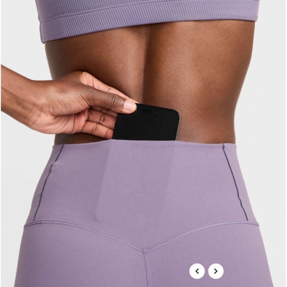 Nike Zenvy Women's SMALL High-Waisted 8" Biker Shorts in Daybreak/Black - $60 - Picture 7 of 8